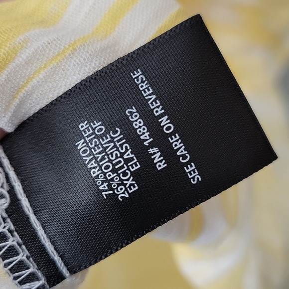 Washable Gauze Smocked Yoke top, Torrid, 2x, yellow - Picture 3 of 4